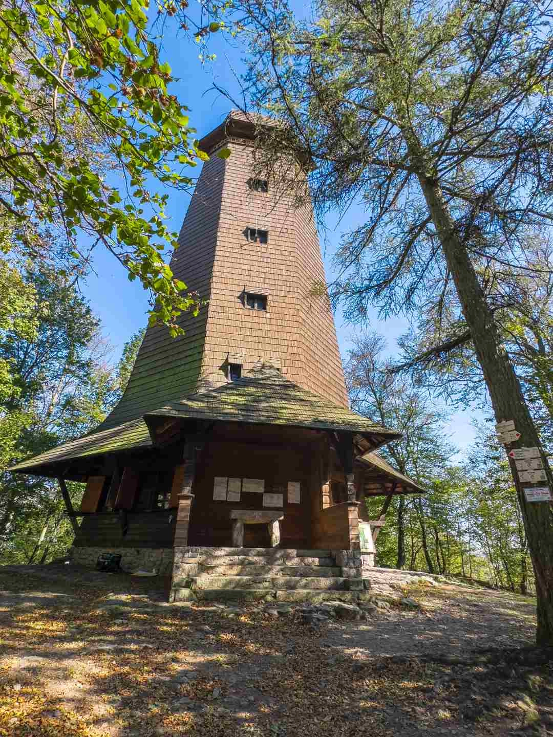 Velký Blaník a rozhledna